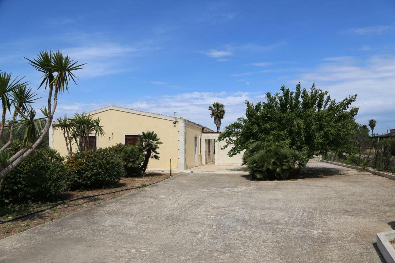 Ville Vendicari Al Mare Reitani Bagian luar foto