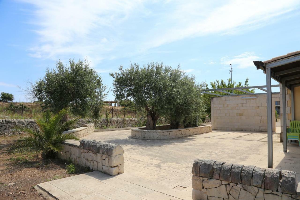 Ville Vendicari Al Mare Reitani Bagian luar foto